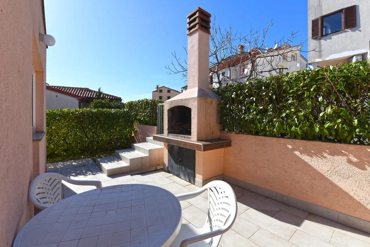 Apartment Josip 1562 Pula