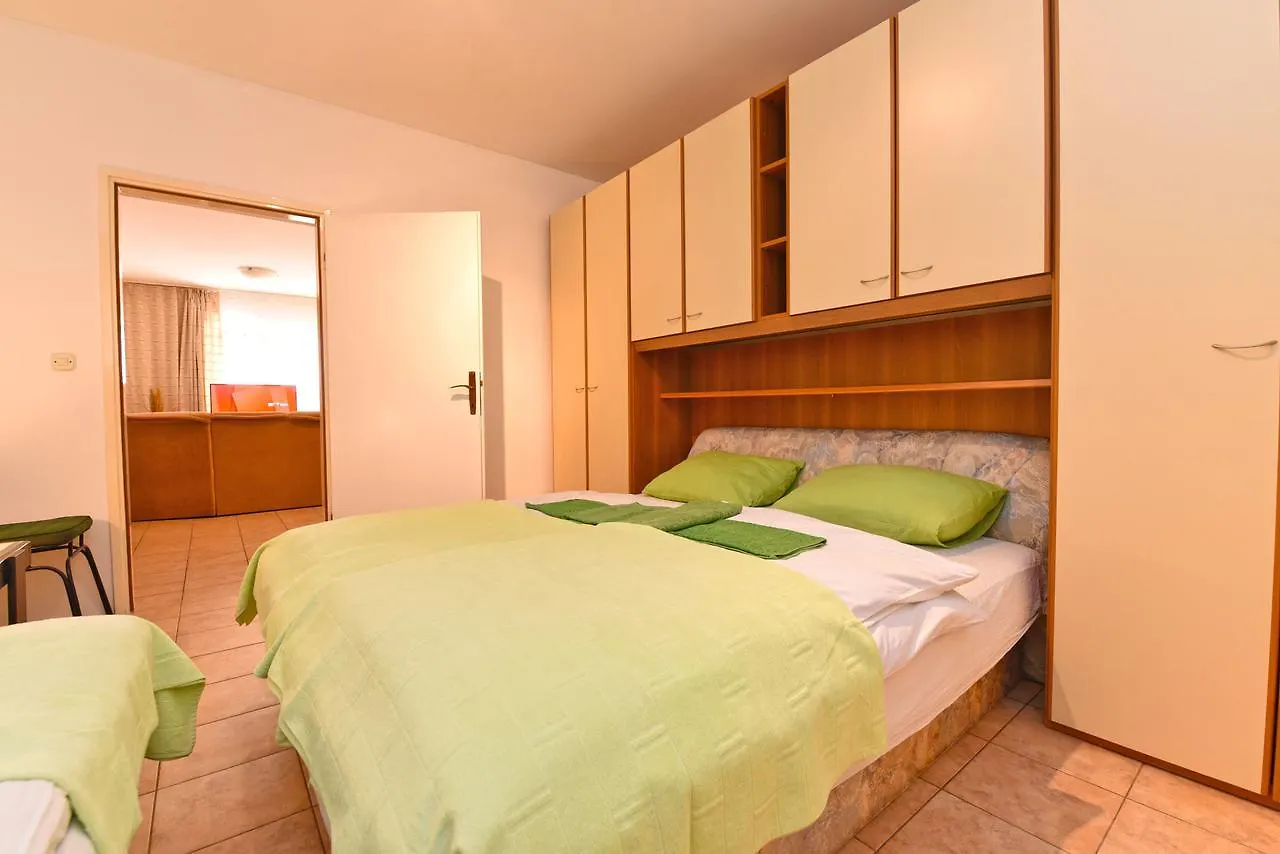 Apartment Josip 1562 Pula