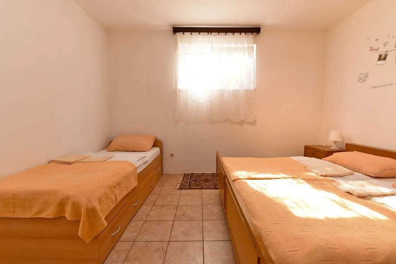 Apartment Josip 1562 Pula Croatia