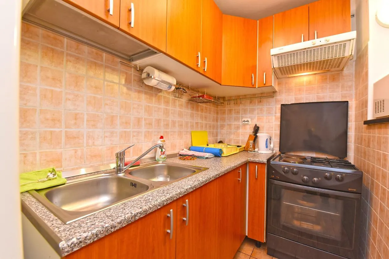 Apartment Josip 1562 Pula