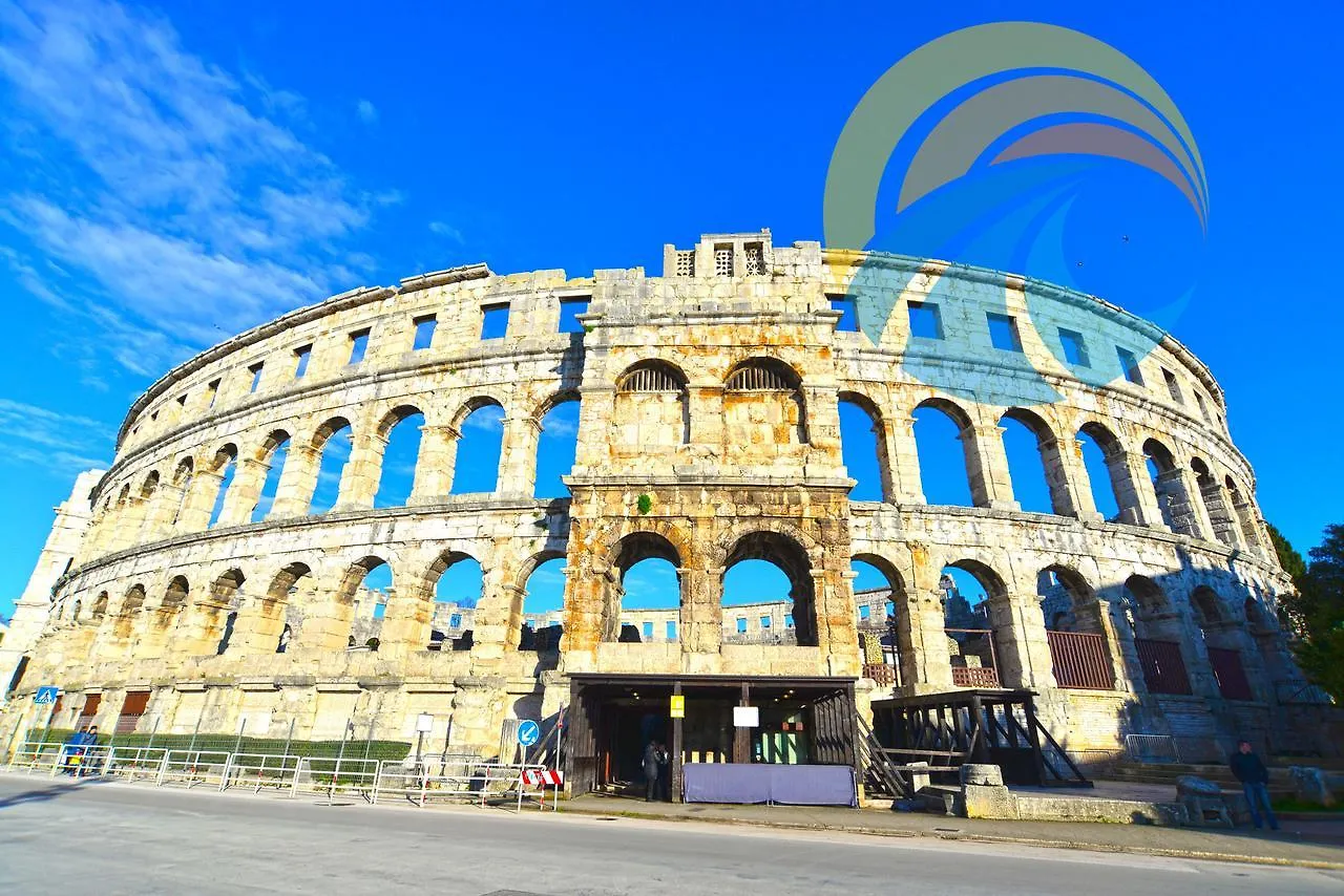 Apartment Josip 1562 Pula 0*,